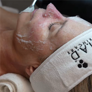 CARBONETIX Skin Rejuvenating System